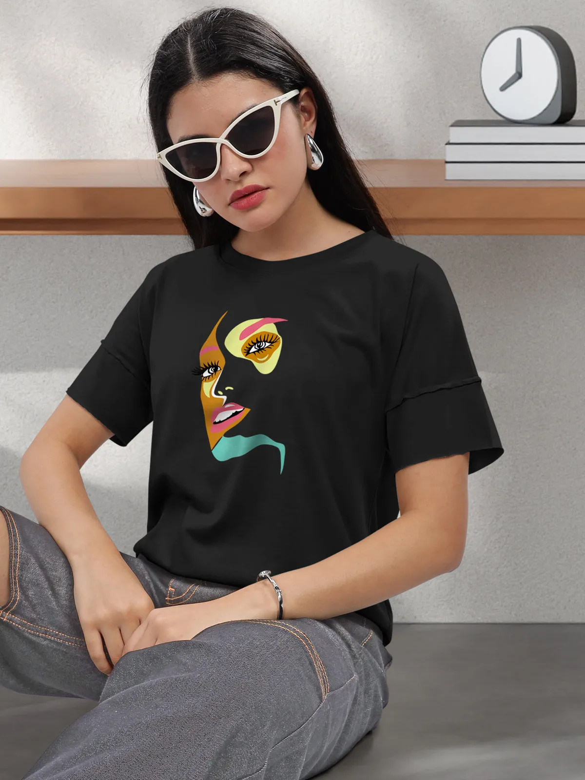 HELLCAT Black Printed Regular Fit Raw Edge Crew Neck Crop T-Shirt for Women