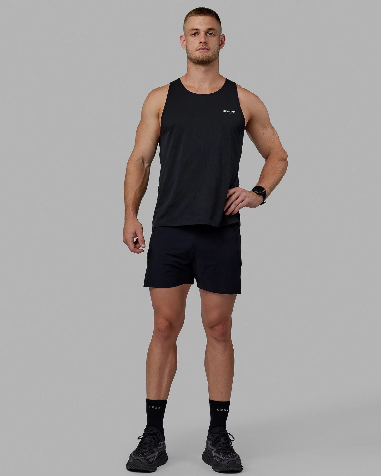 RUN–CLUB Performance Tank - Black