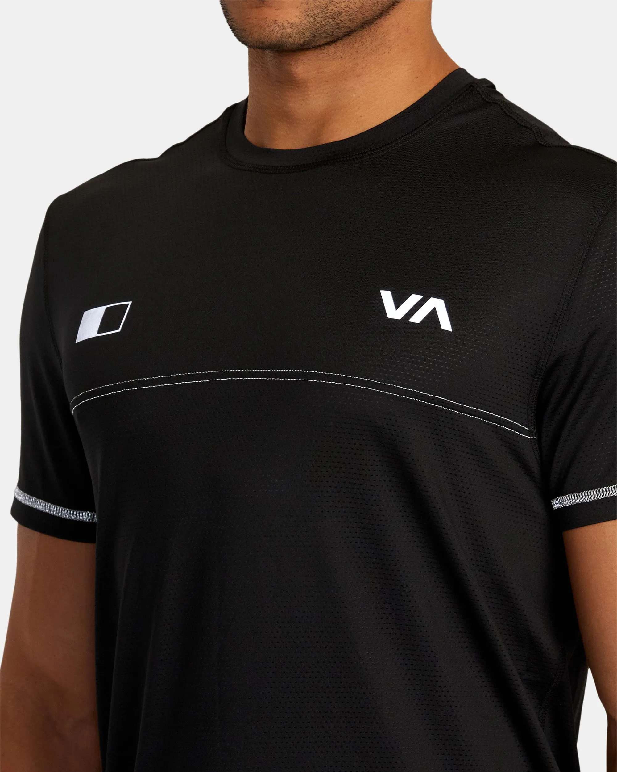 RVCA Runner Technical Short Sleeve Top - Black 2