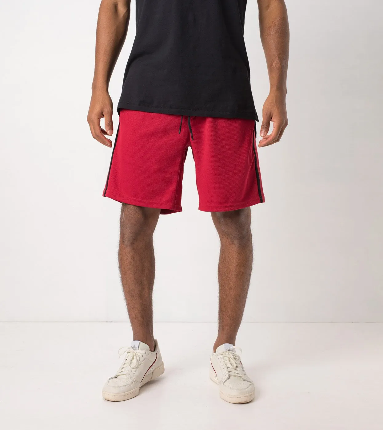 Sideline Short Dark Cherry/Black - Sale